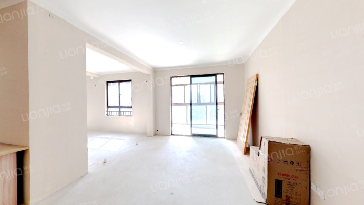 芦港家园二手房实景图