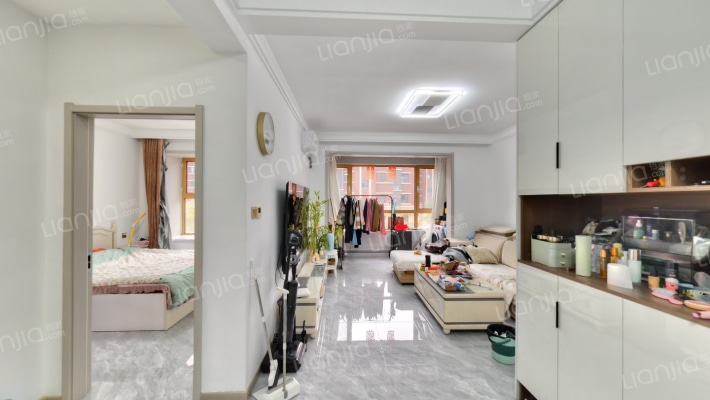 基业世琾二手房实景图