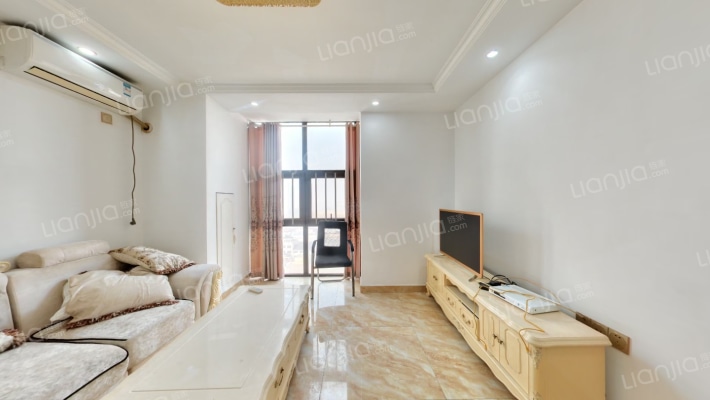 德尔金色摩纺二手房实景图