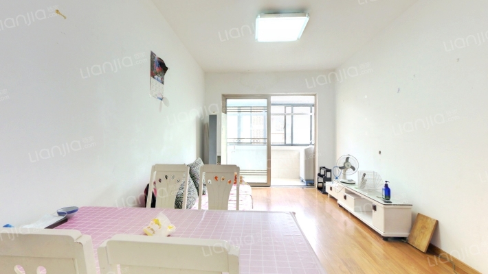 统计新村二手房实景图