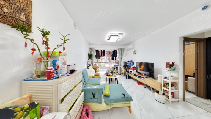 鸿园居二手房实景图