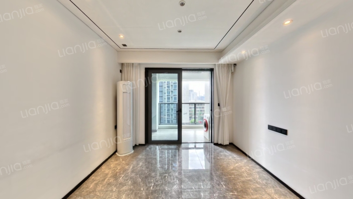 保利和光晨樾二期二手房实景图