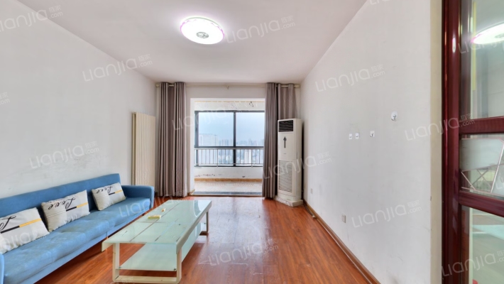 永恒理想世界一期二手房实景图