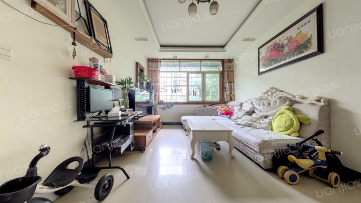 大河小区二手房实景图