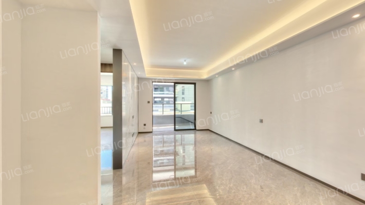 龙湖青云赋二手房实景图