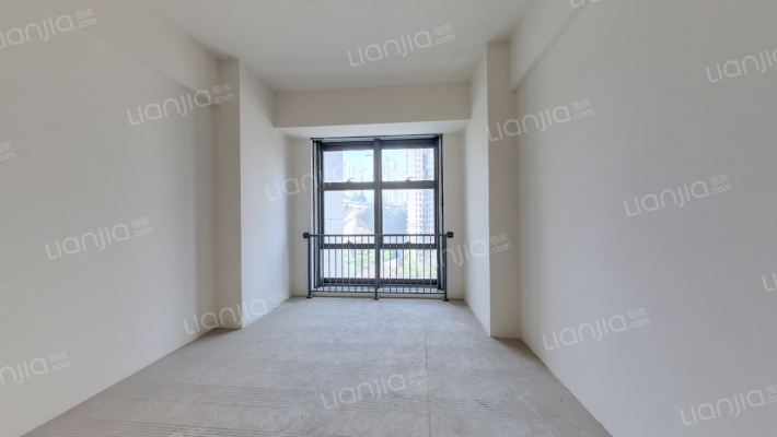 财信北岸铂寓二手房实景图