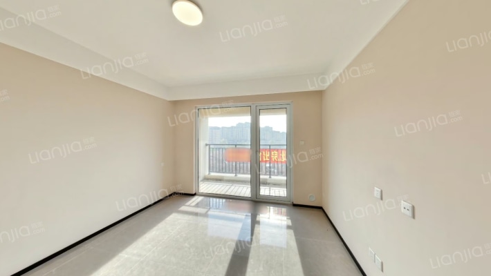 泰达星辰四季二手房实景图