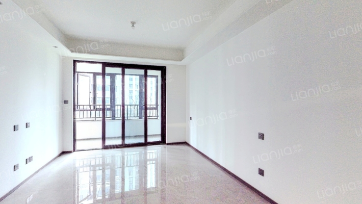 龙湖怡康湖城大境二手房实景图