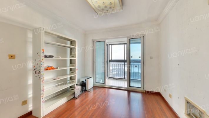 绿地时代嘉苑三期二手房实景图