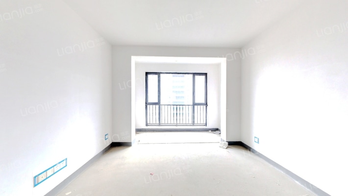 融创臻华园二手房实景图