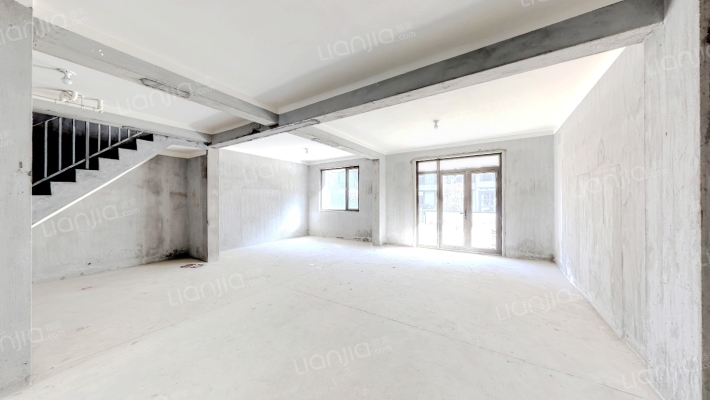 大树水月轩二手房实景图