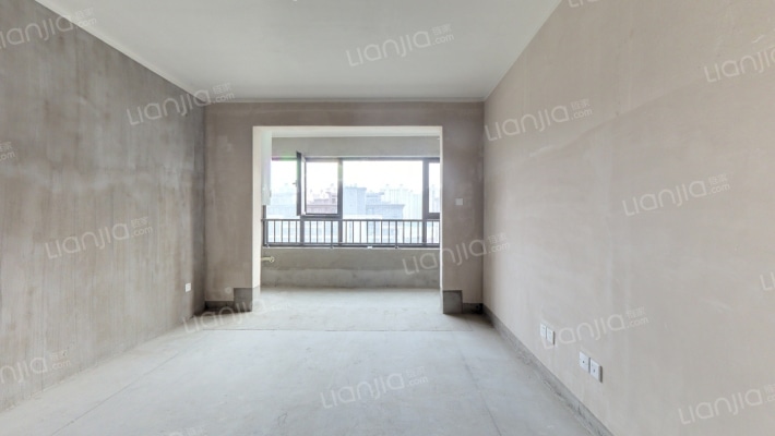 保利鲁坤岳麓府二手房实景图