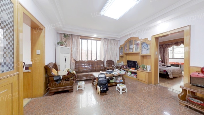 发展公寓二手房实景图