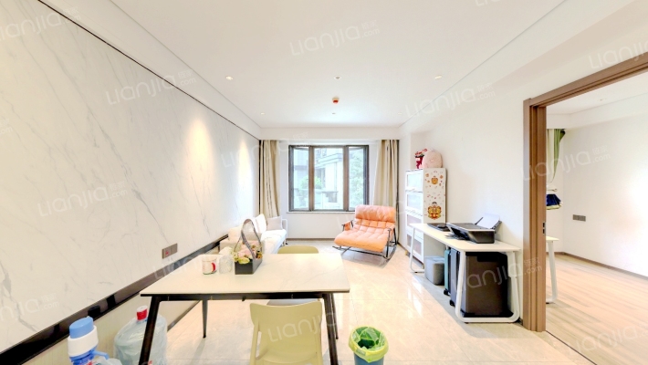 世茂国风宸曦二手房实景图