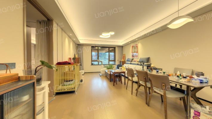 西山上品湾MOMA二手房实景图