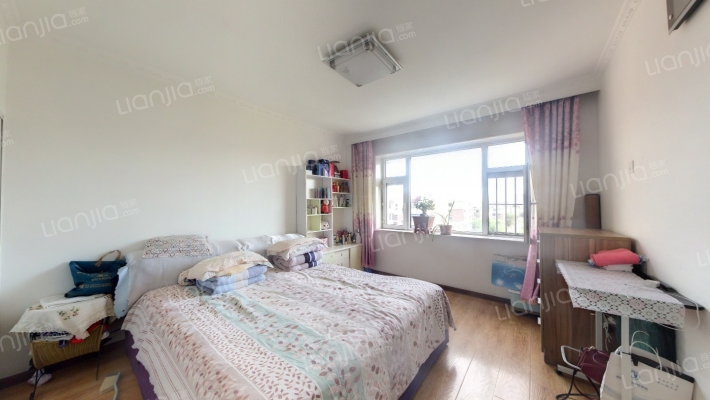 锦江花园三区二手房实景图