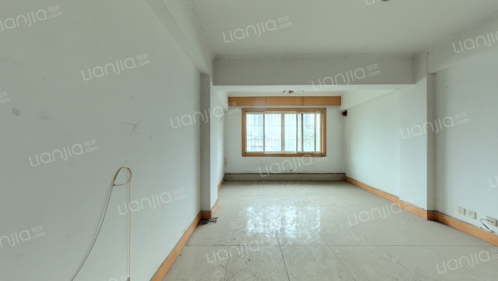 沁园综合楼二手房实景图