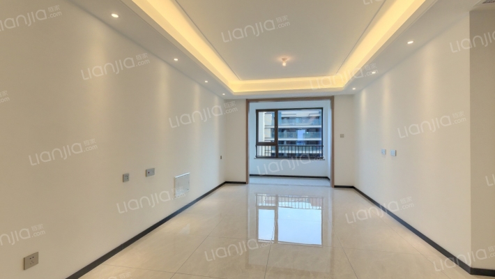 万科翡翠公园二手房实景图