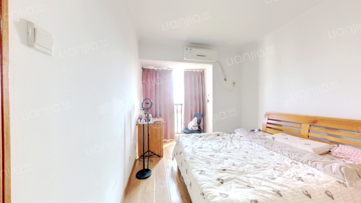 金域蓝湾二手房实景图