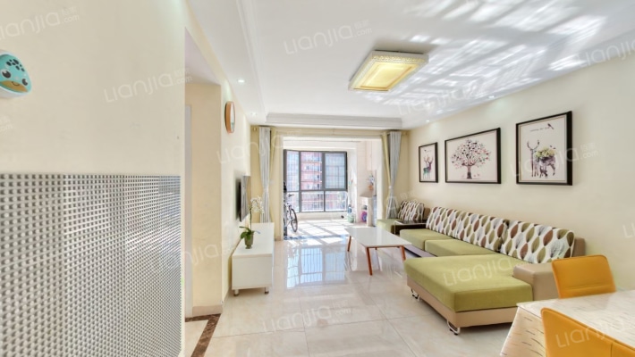 盛世华庭东区二手房实景图