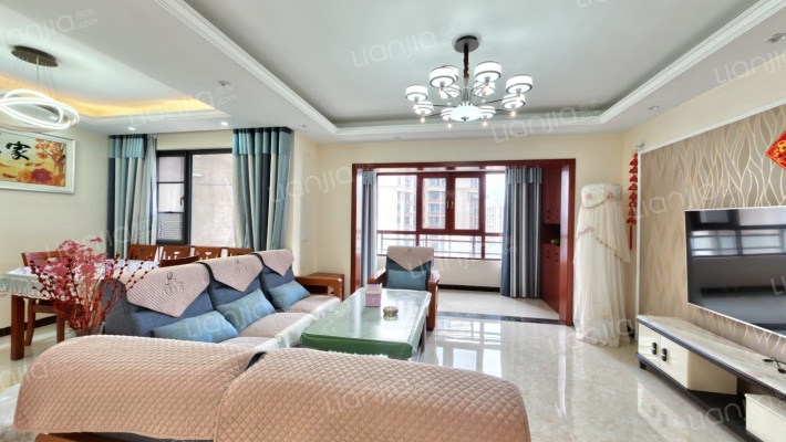 保利凤凰湾E区二手房实景图