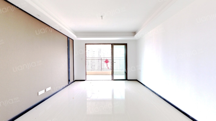 龙光玖誉湖雅湖二手房实景图