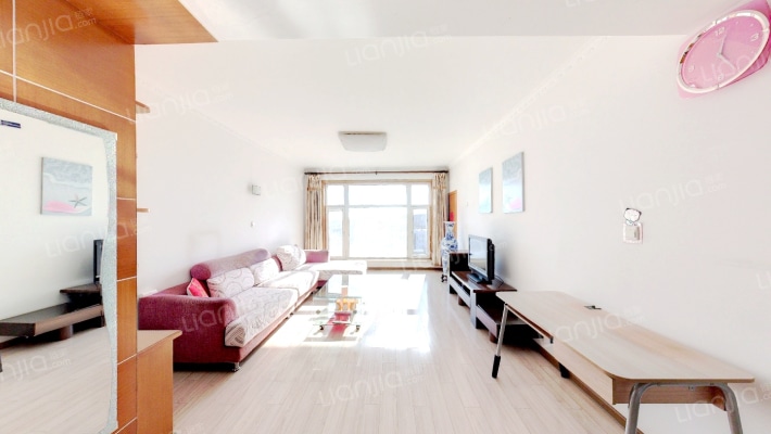 名贵山庄亲情园二手房实景图