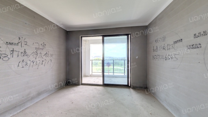 十里风荷E区二手房实景图