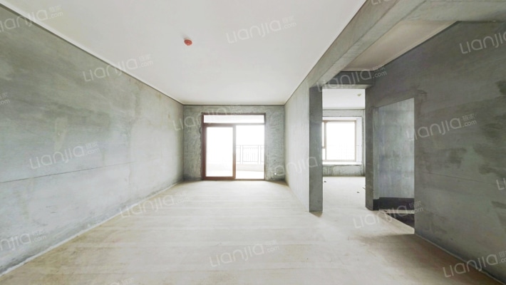 国博新城一期翘楚居二手房实景图