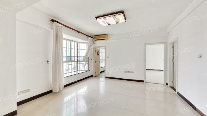 港湾花园二手房实景图