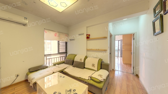 旭辉华庭二手房实景图