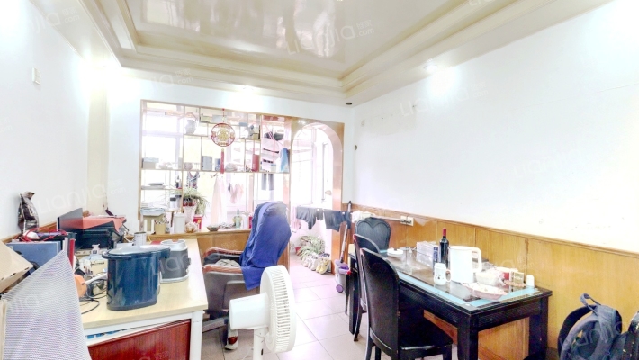 石化大湖老北区二手房实景图