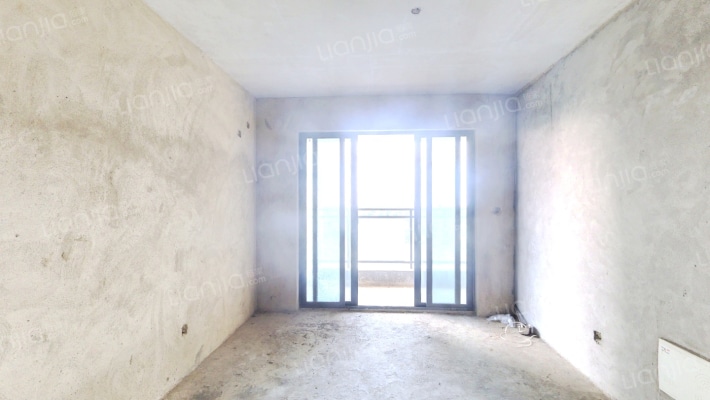 博泰花园小区二手房实景图