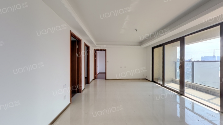 新城博爱湖首府二手房实景图