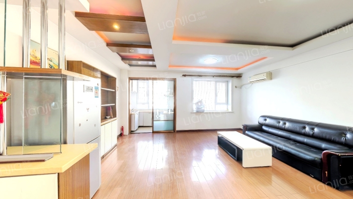 杏树里二手房实景图