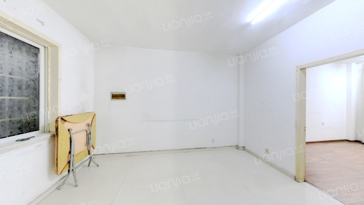 金鳞花苑二手房实景图