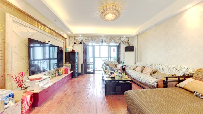 大江天际二手房实景图