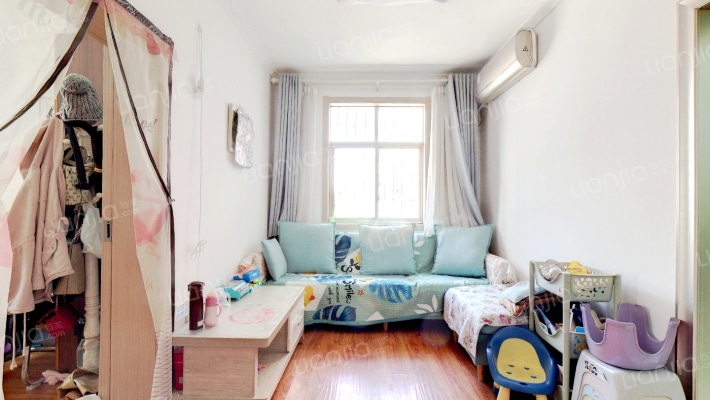 南阳路203号院二手房实景图