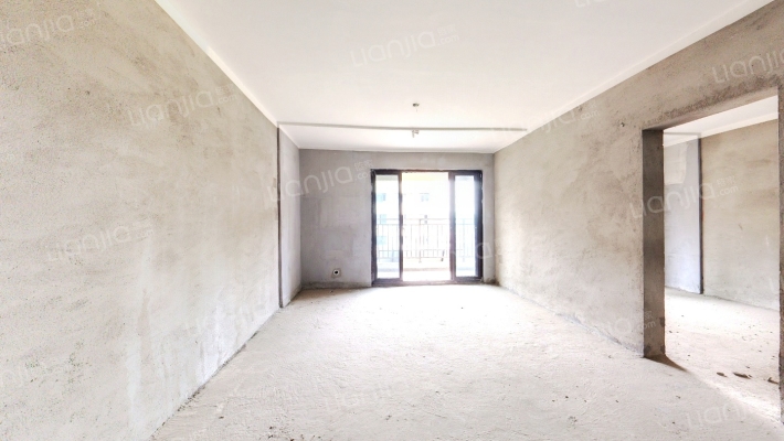 中梁佳兆业壹号院二手房实景图