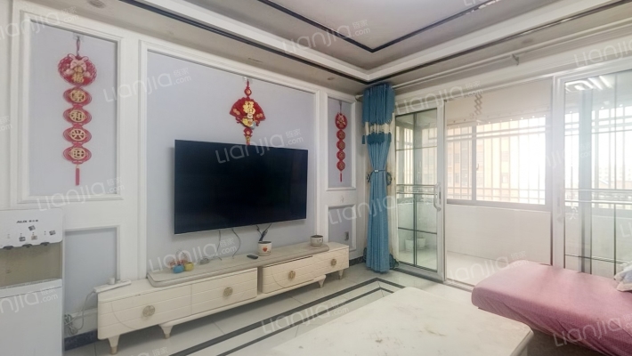 万鹤赉博雅园二手房实景图