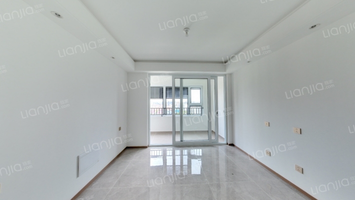 上坤云栖麓二手房实景图