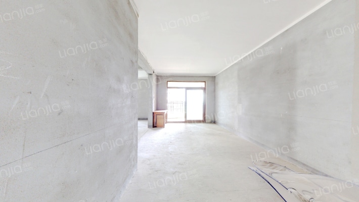 武汉国博新城二期碧园居二手房实景图