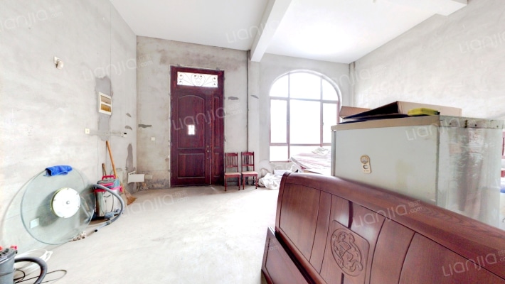 绿色港湾塞维利亚二手房实景图