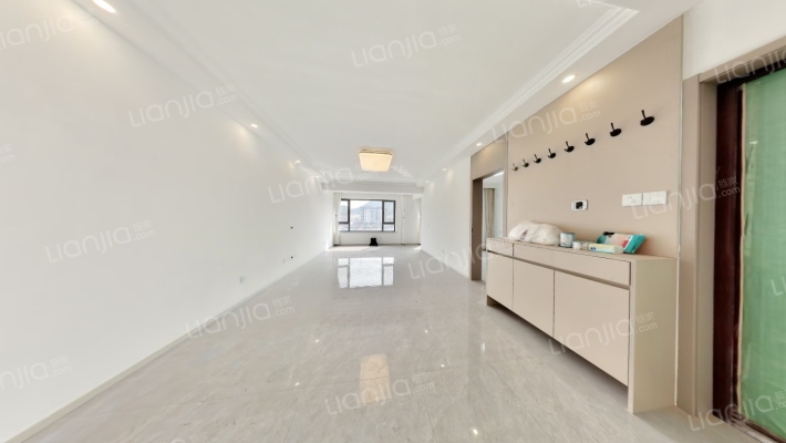 泰和郡五期二手房实景图