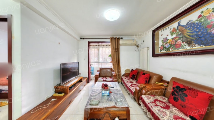 佟馨家园A区二手房实景图