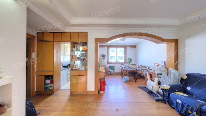 万隆花苑二手房实景图