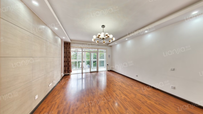 怡锦苑南区二手房实景图