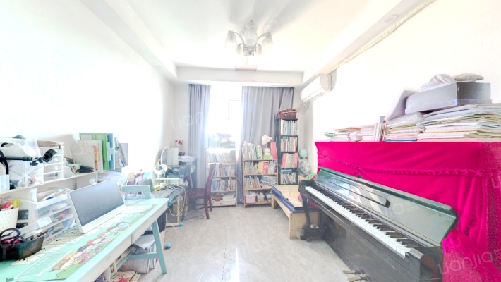 邻里中心二手房实景图