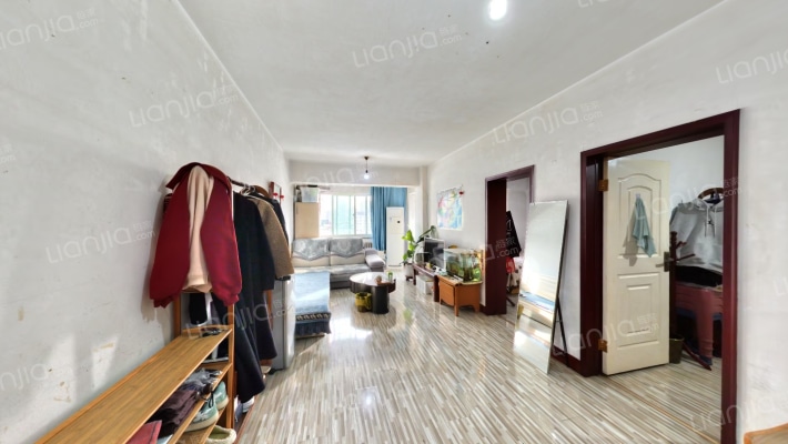 兴隆街5号二手房实景图