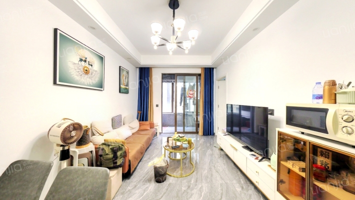 金辉珑岳花园二手房实景图